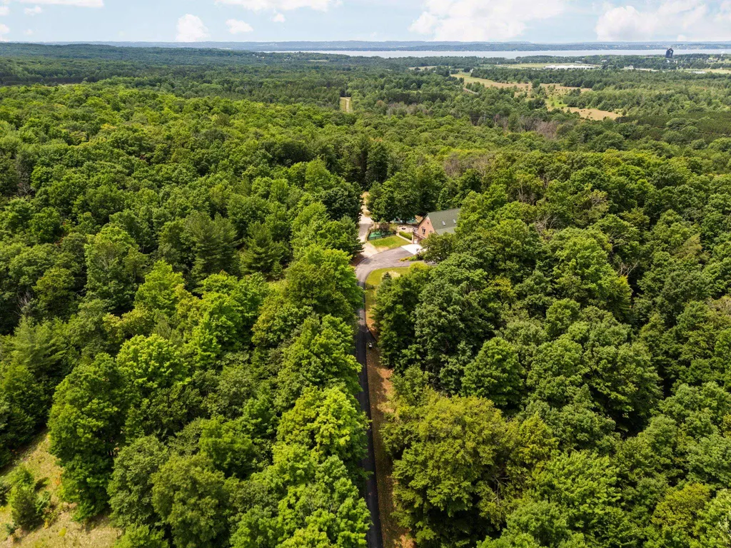 5265 Bates Acme Township MI 49690