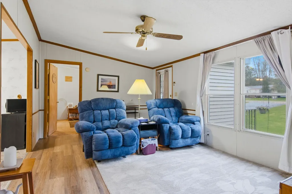 206 Autumn Road Cadillac City MI 49601