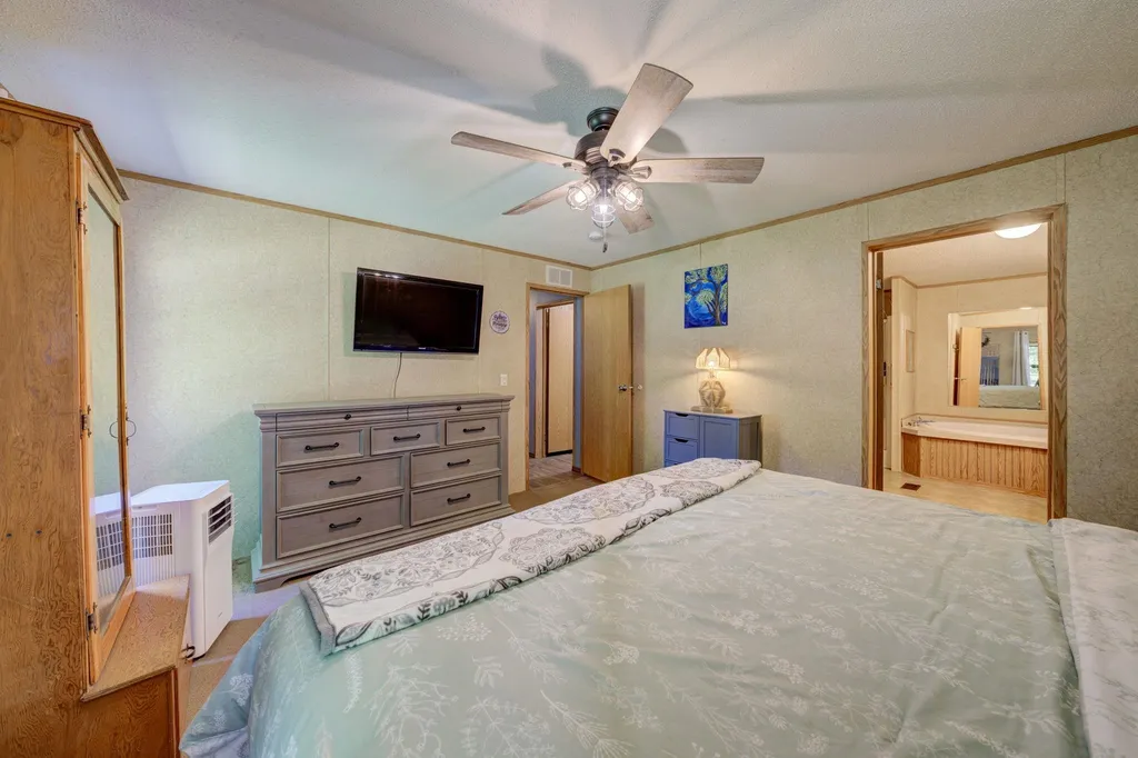 223 Pinecrest Lane Homestead Township MI 49617