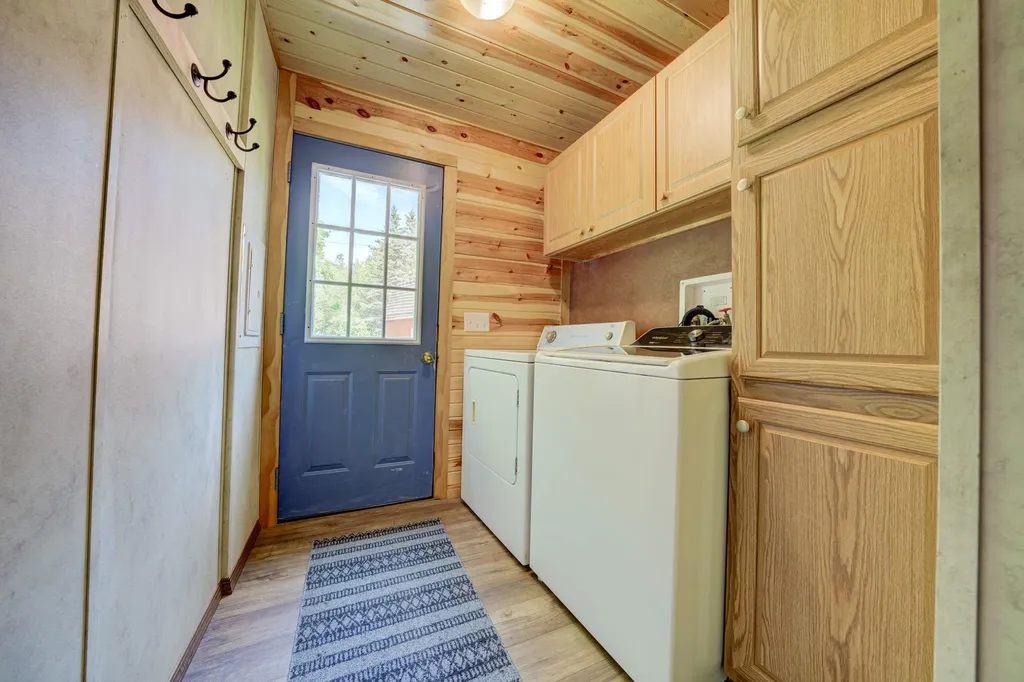 223 Pinecrest Lane Homestead Township MI 49617