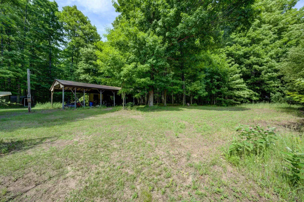 223 Pinecrest Lane Homestead Township MI 49617