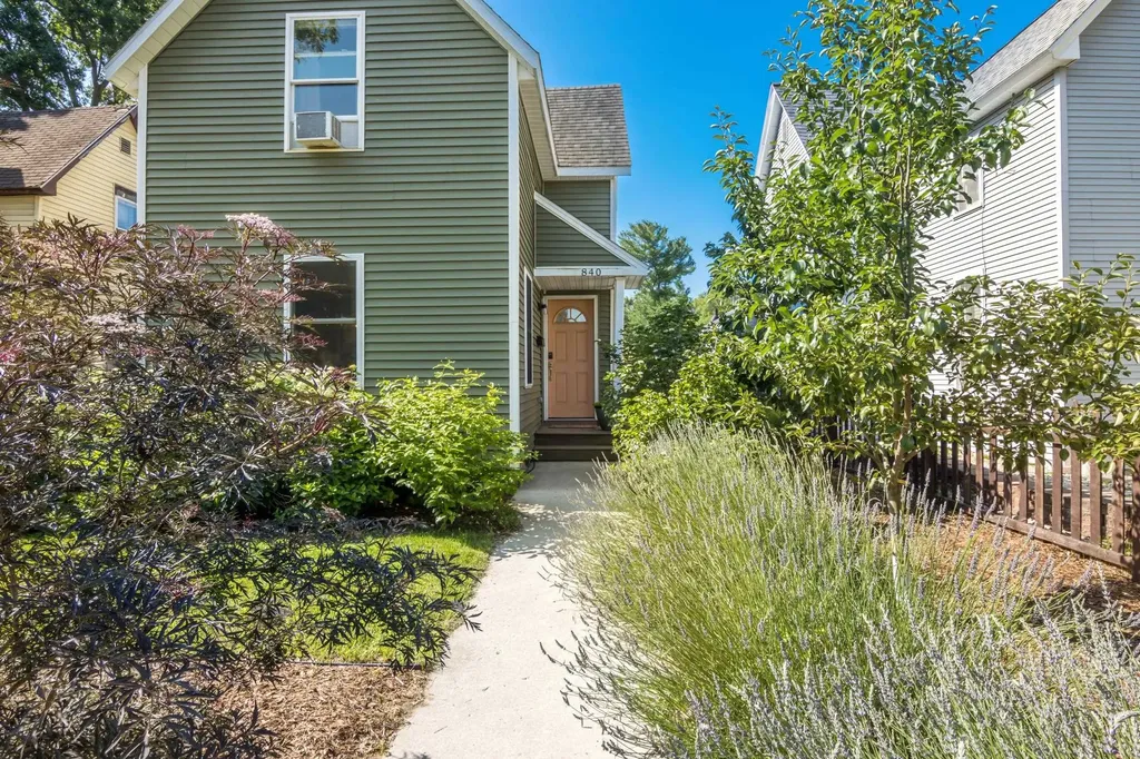 840 E Eighth Street Traverse City City MI 49686