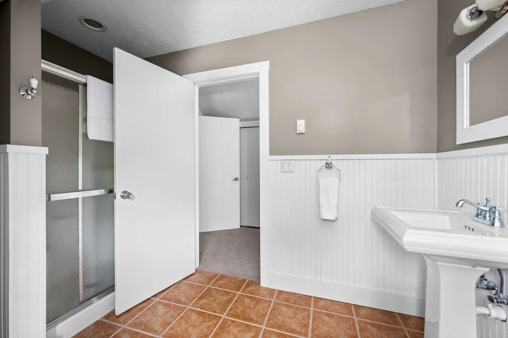 3981 Smokey Ridge Road Peninsula Township MI 49686
