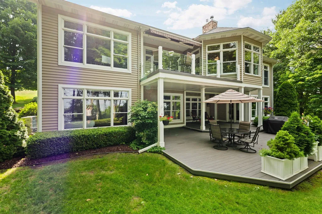 3981 Smokey Ridge Road Peninsula Township MI 49686
