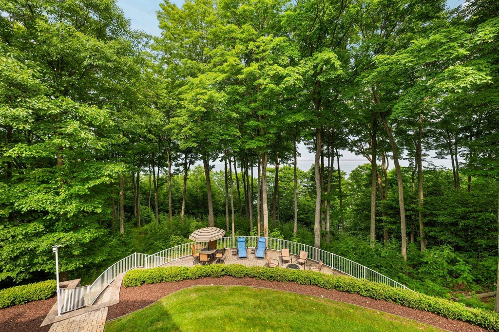 3981 Smokey Ridge Road Peninsula Township MI 49686