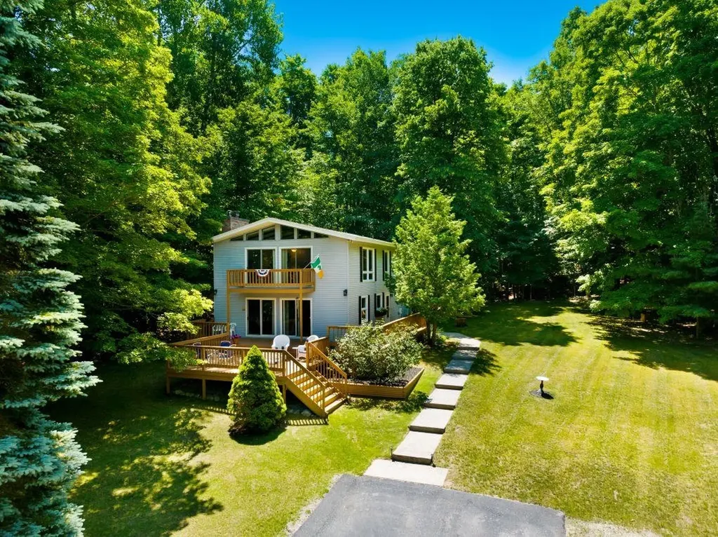 7066 Crystal Springs Road Helena Township MI 49615
