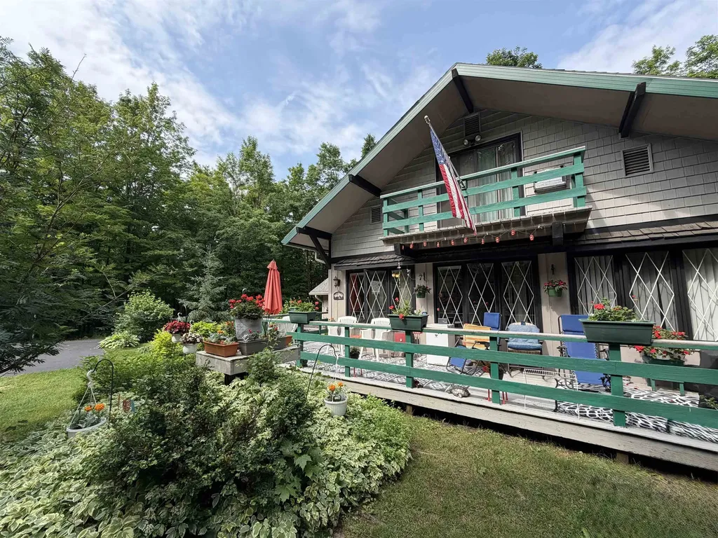 10286 Shawnee Trail Hayes Township MI 49735