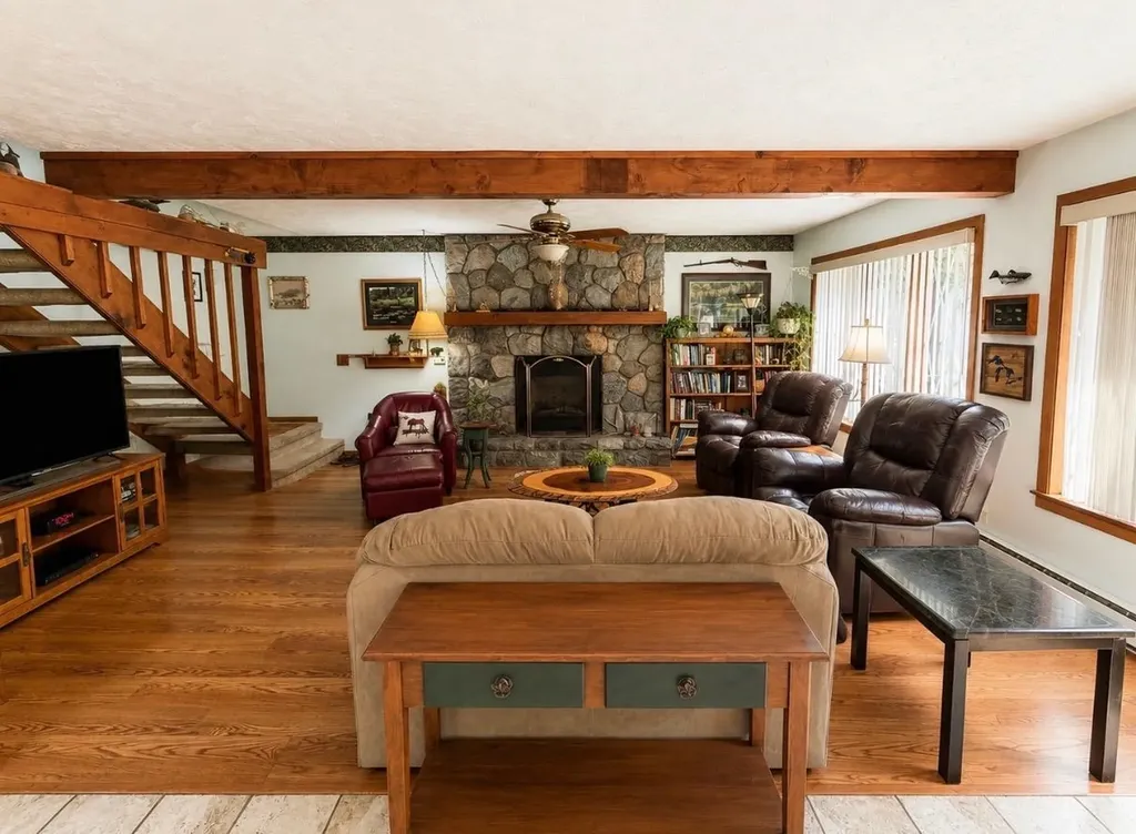 10286 Shawnee Trail Hayes Township MI 49735
