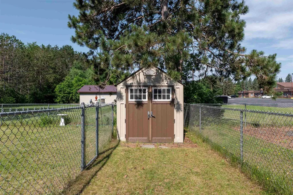 425 Leeson Avenue Cadillac City MI 49601