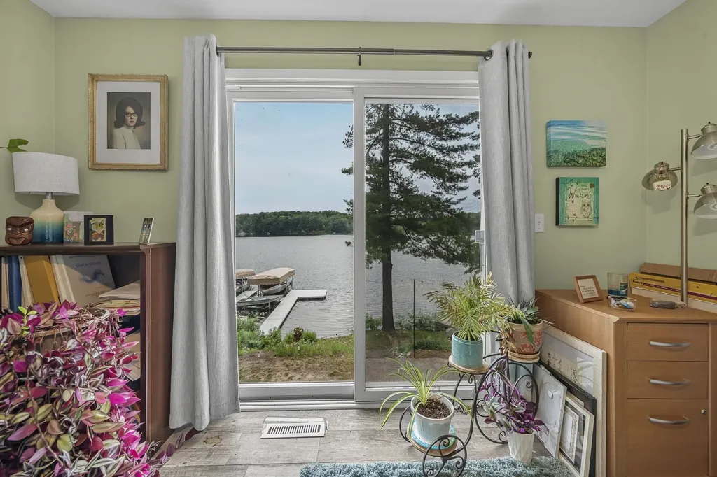 2847 Crescent Shores Drive Long Lake Township MI 49685