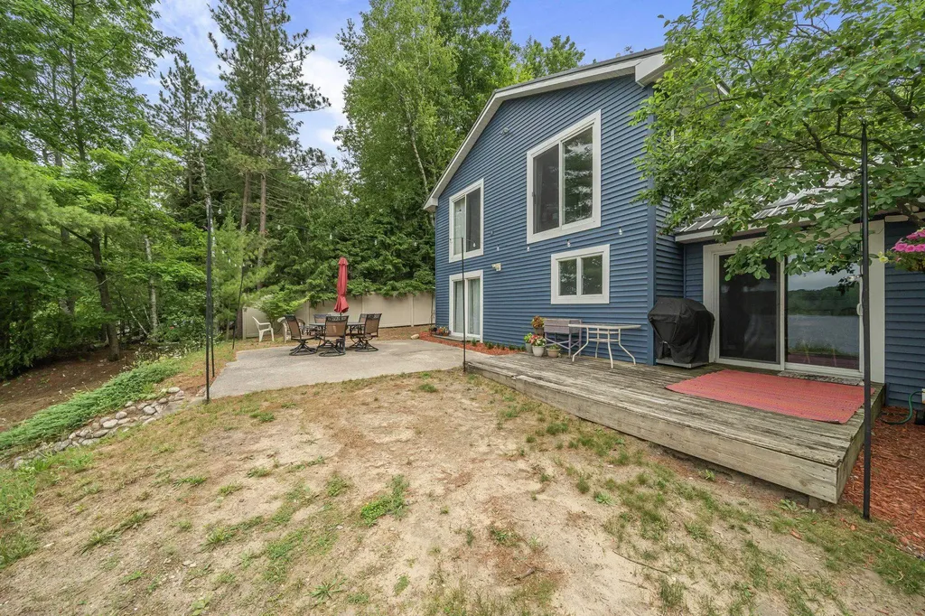 2847 Crescent Shores Drive Long Lake Township MI 49685
