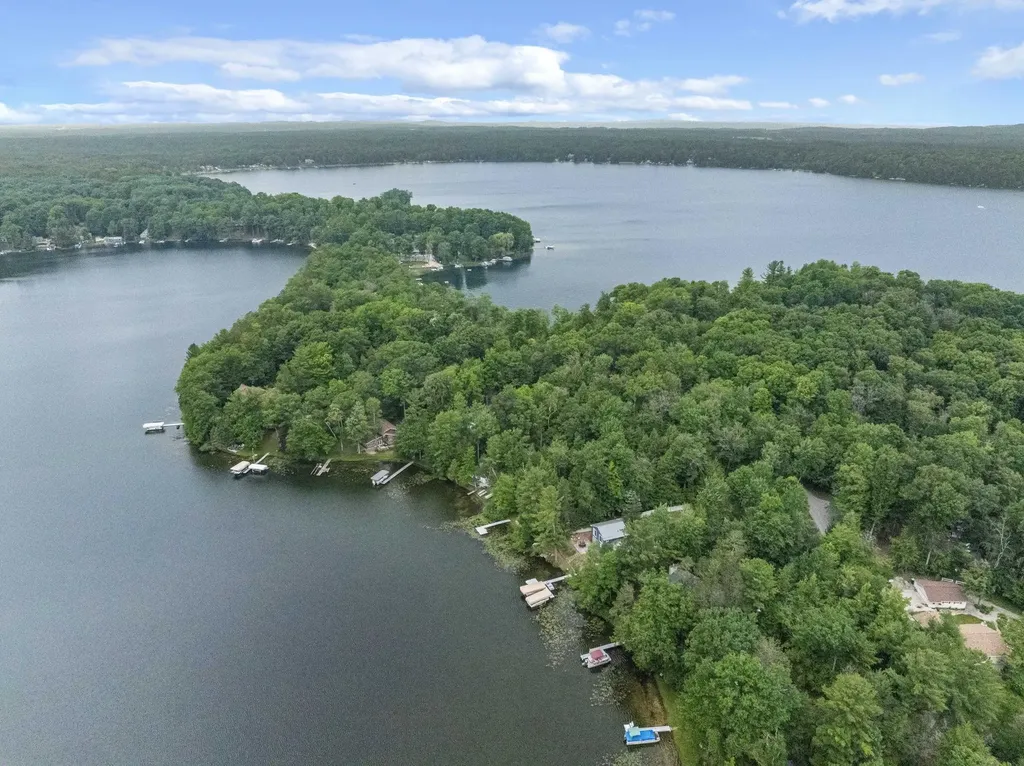 2847 Crescent Shores Drive Long Lake Township MI 49685