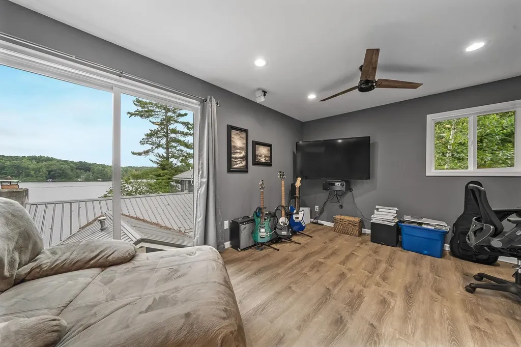 2847 Crescent Shores Drive Long Lake Township MI 49685