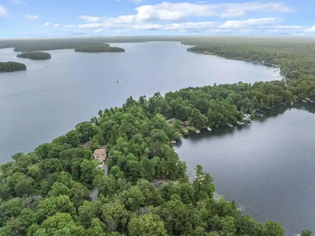 2847 Crescent Shores Drive Long Lake Township MI 49685