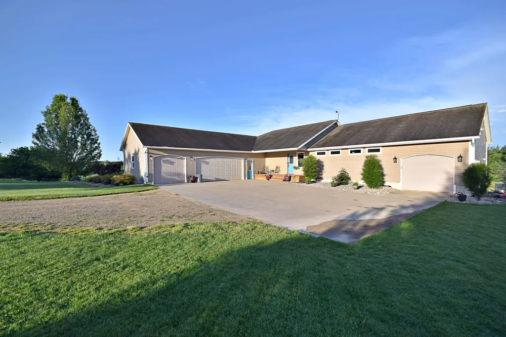 18281 Tustin Road Burdell Township MI 49688