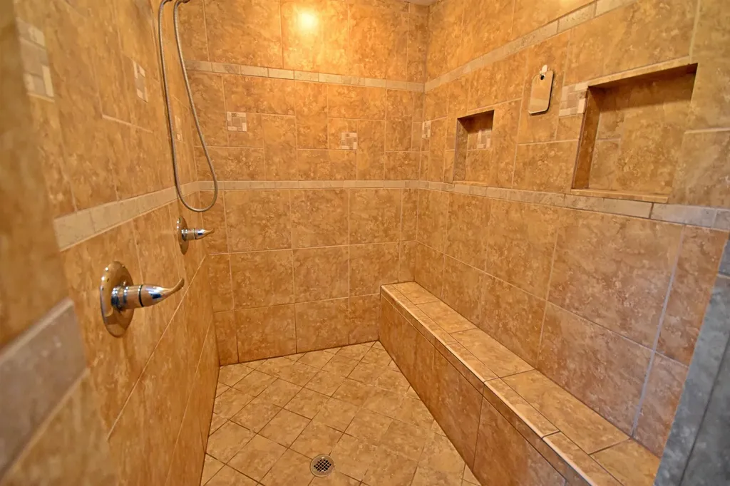 18281 Tustin Road Burdell Township MI 49688