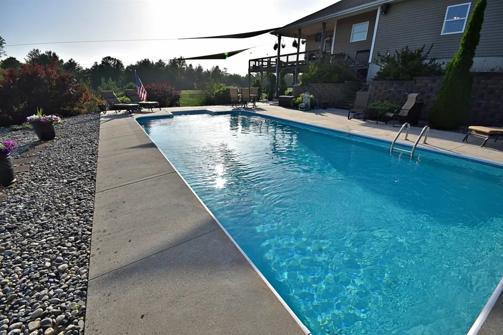 18281 Tustin Road Burdell Township MI 49688