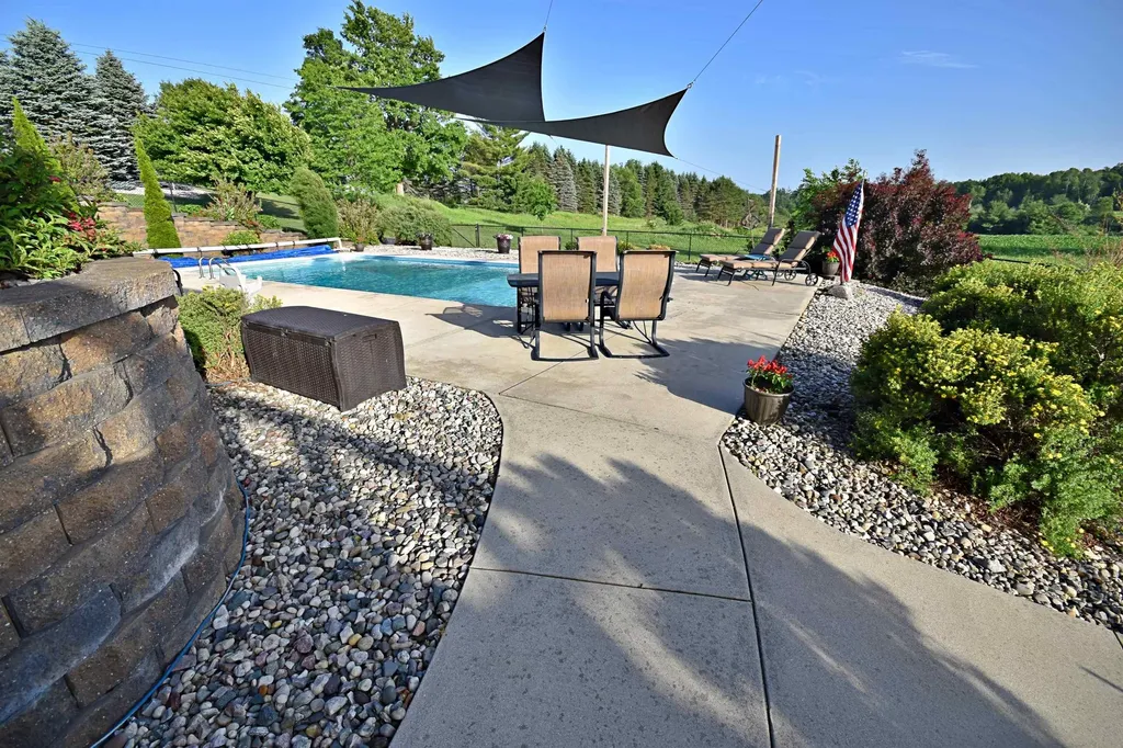 18281 Tustin Road Burdell Township MI 49688