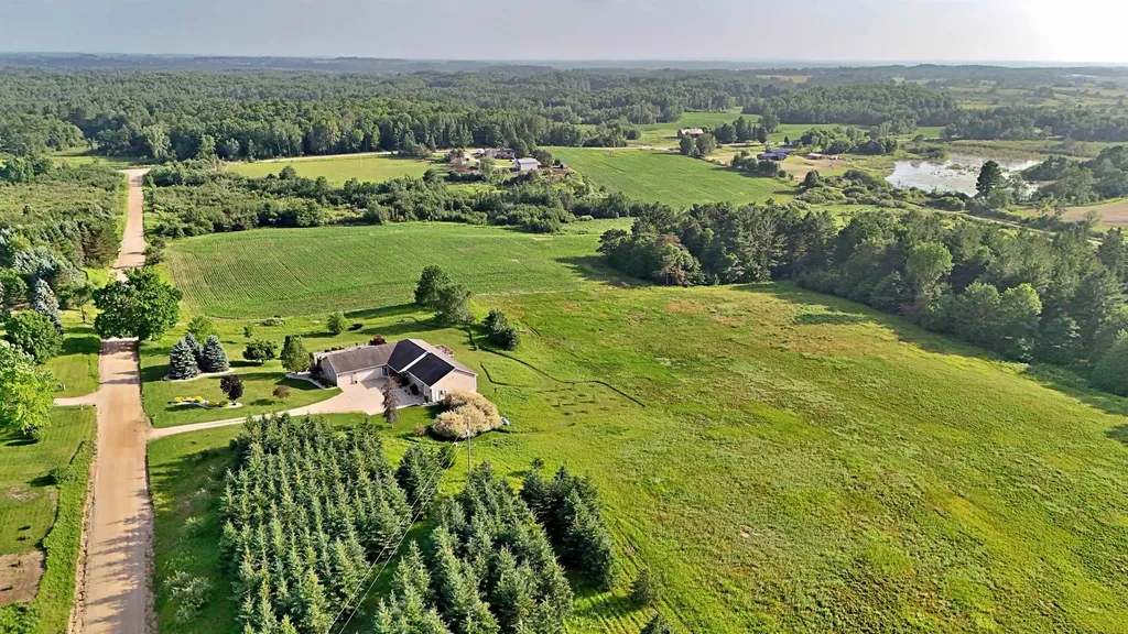18281 Tustin Road Burdell Township MI 49688