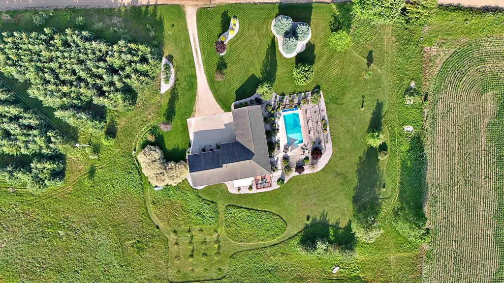 18281 Tustin Road Burdell Township MI 49688