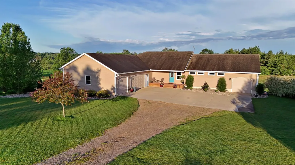 18281 Tustin Road Burdell Township MI 49688