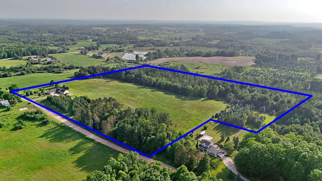 18281 Tustin Road Burdell Township MI 49688