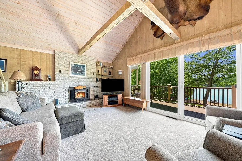10876 Lockwood Drive Clam Lake Township MI 49601