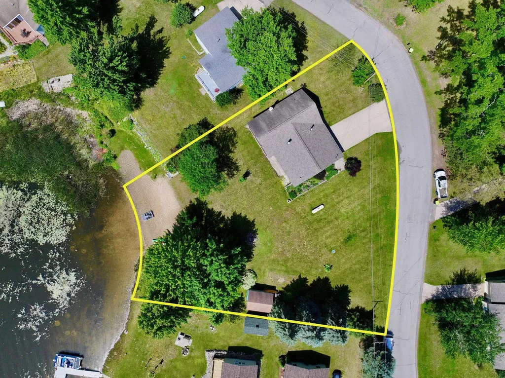 10876 Lockwood Drive Clam Lake Township MI 49601