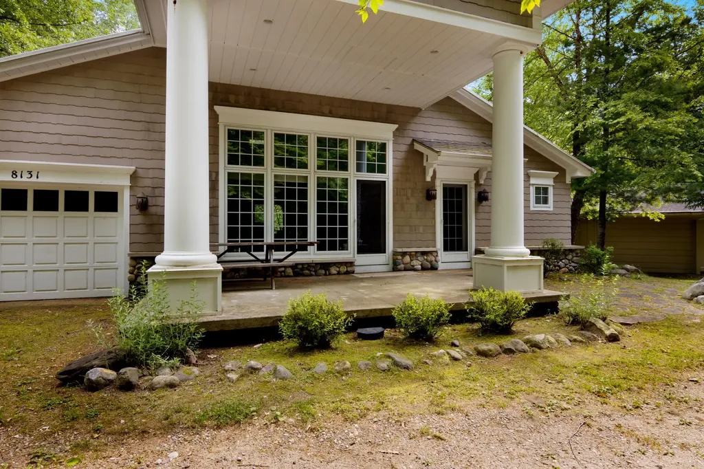 8143 Drake Lane Whitewater Township MI 49690