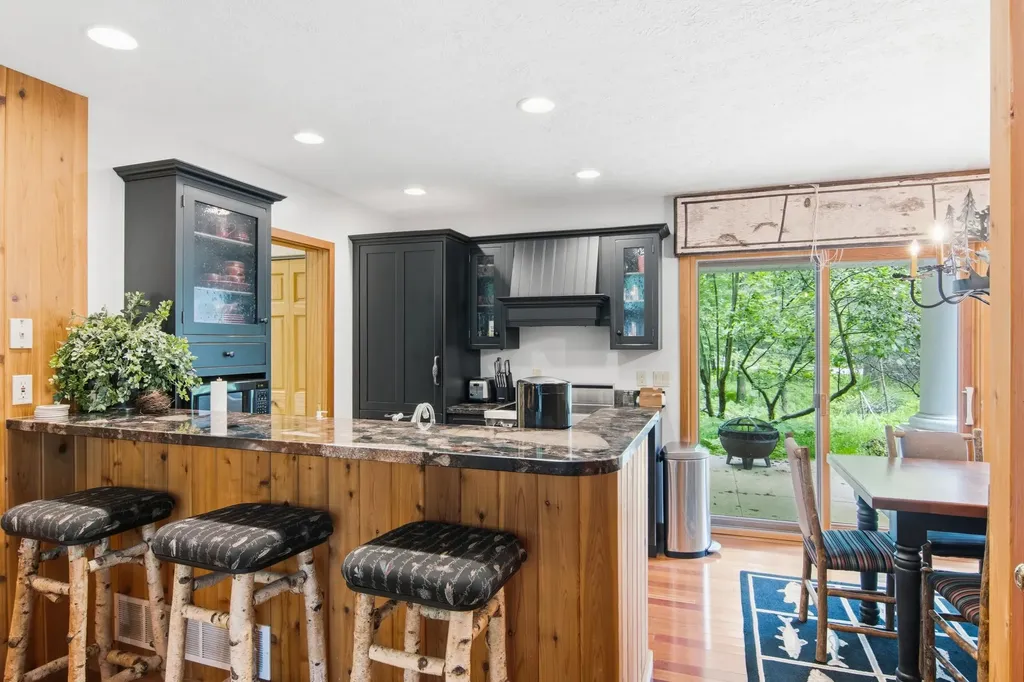 8143 Drake Lane Whitewater Township MI 49690