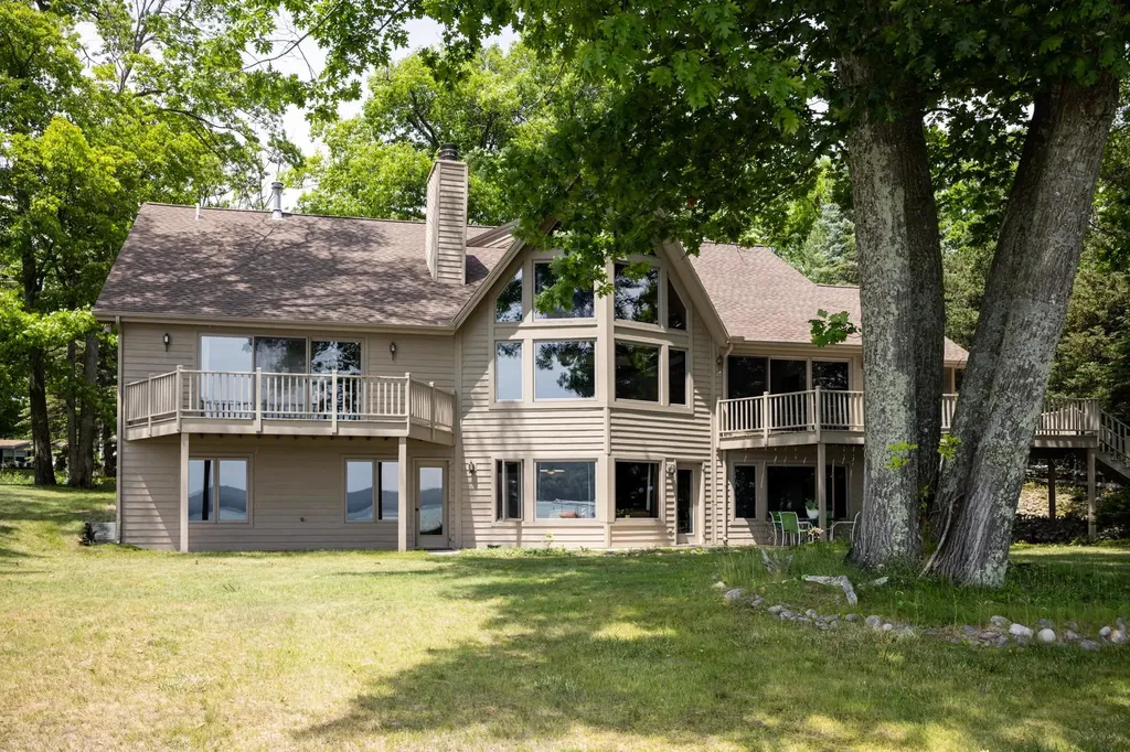 7953 S Glen Lake Road Glen Arbor Township MI 49636