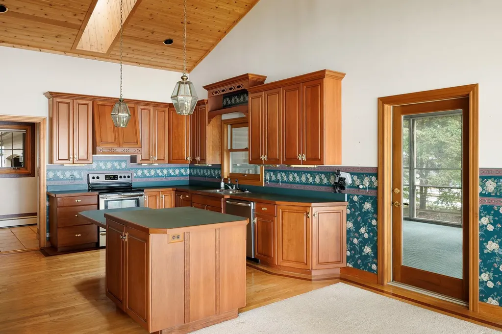 7953 S Glen Lake Road Glen Arbor Township MI 49636