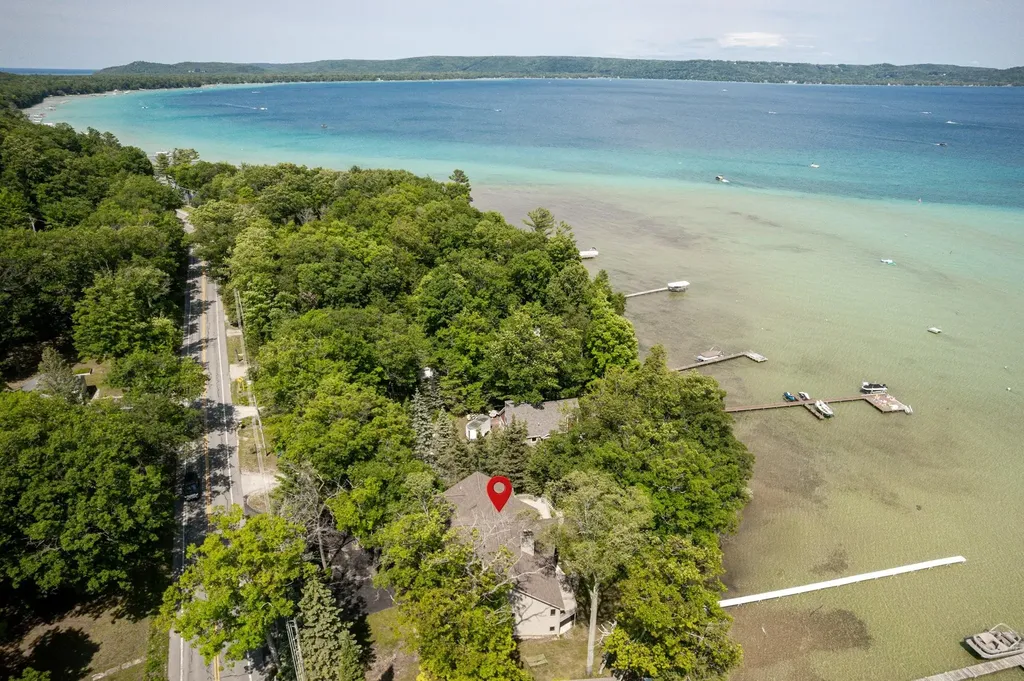 7953 S Glen Lake Road Glen Arbor Township MI 49636
