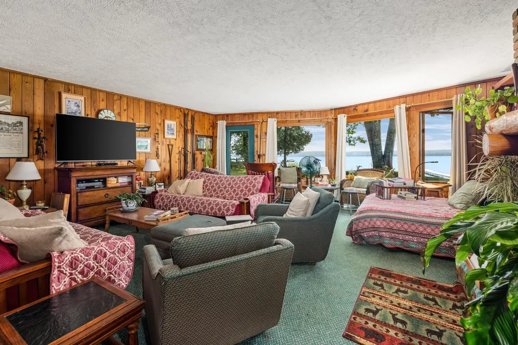 7953 S Glen Lake Road Glen Arbor Township MI 49636