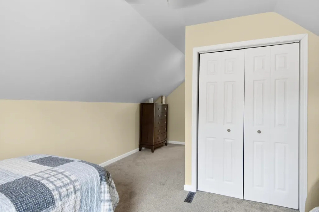 123 E Sixteenth Street Traverse City City MI 49684