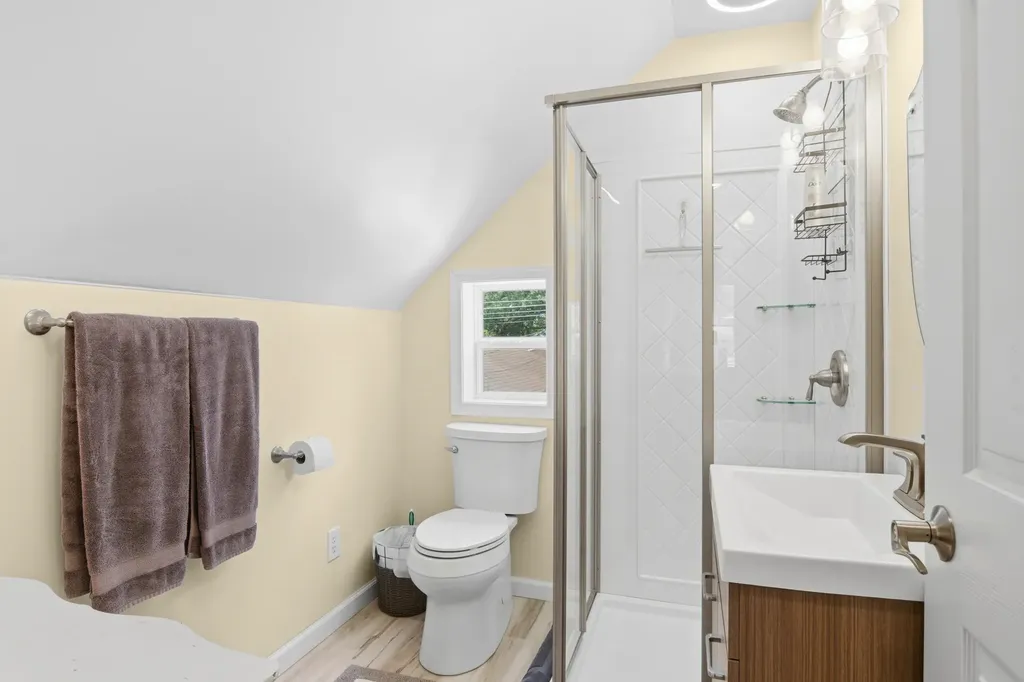 123 E Sixteenth Street Traverse City City MI 49684