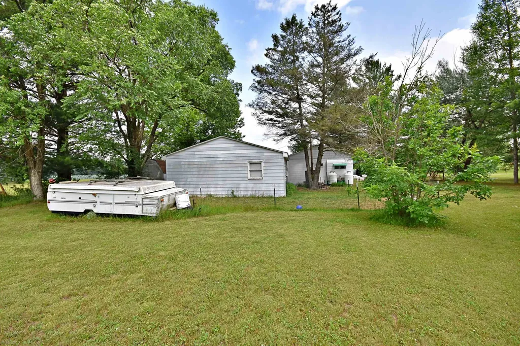 1061 N Anderson Street Forest Township MI 49651