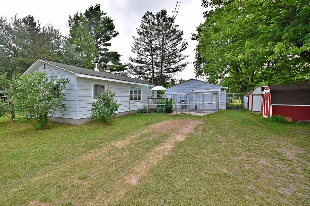 1061 N Anderson Street Forest Township MI 49651