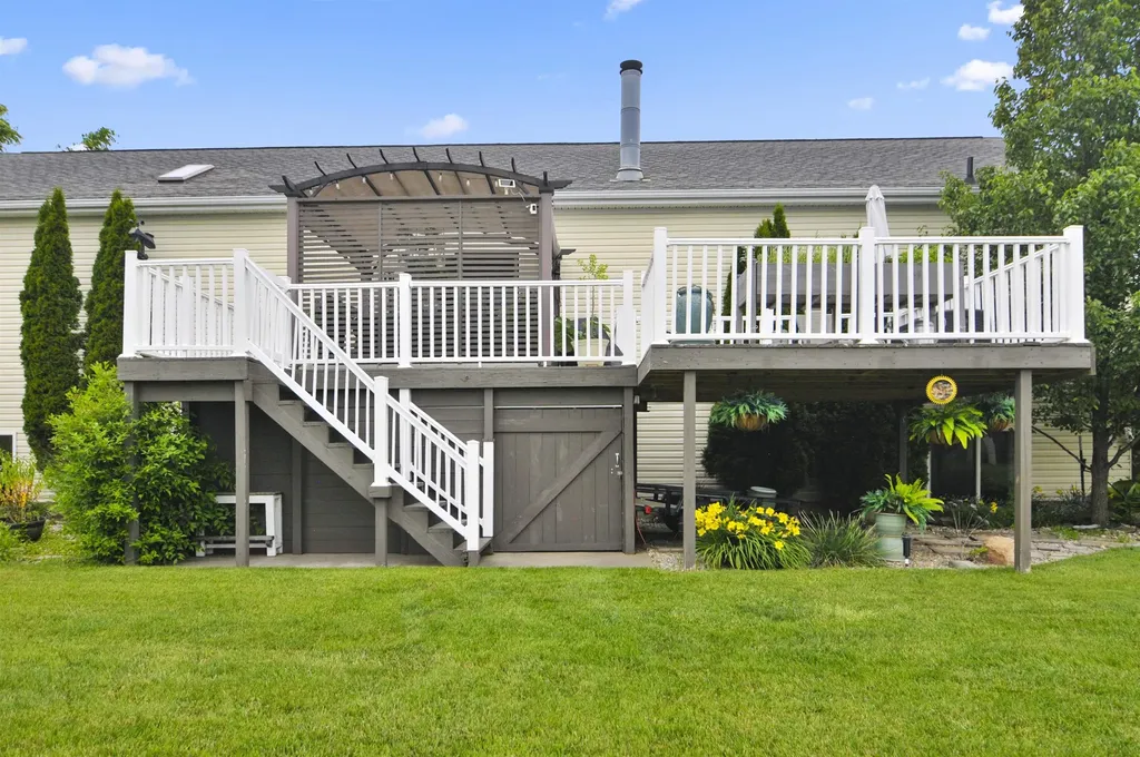 21233 Forest Trail Green Charter Township MI 49307