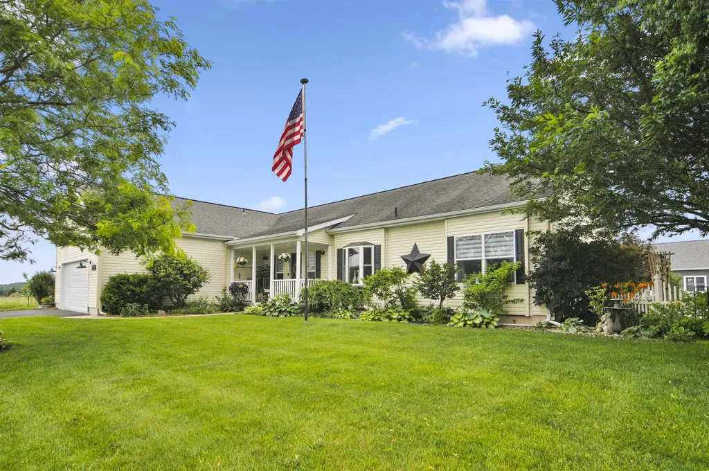 21233 Forest Trail Green Charter Township MI 49307