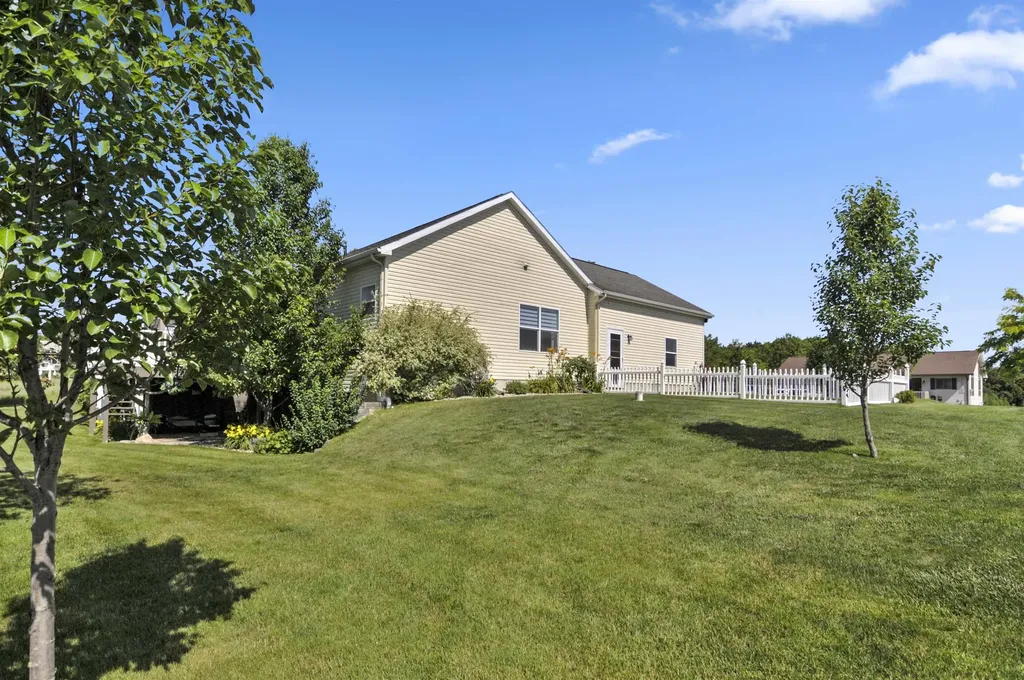21233 Forest Trail Green Charter Township MI 49307