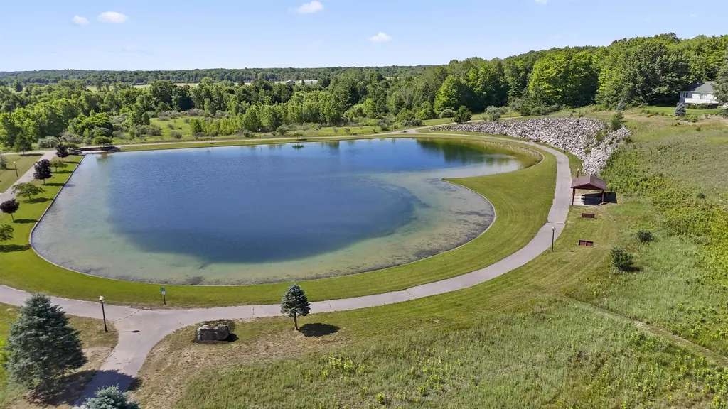 21233 Forest Trail Green Charter Township MI 49307
