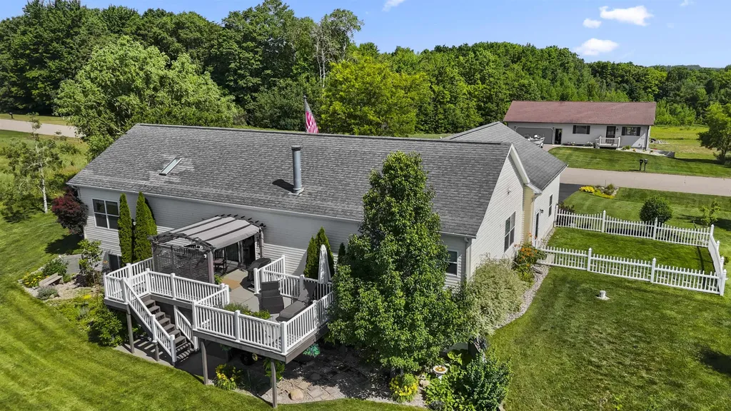 21233 Forest Trail Green Charter Township MI 49307