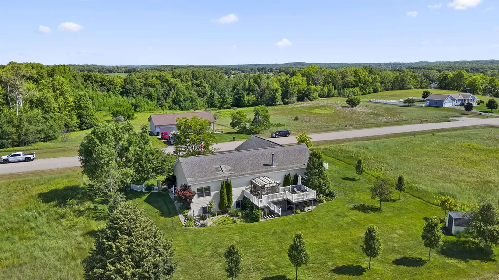21233 Forest Trail Green Charter Township MI 49307