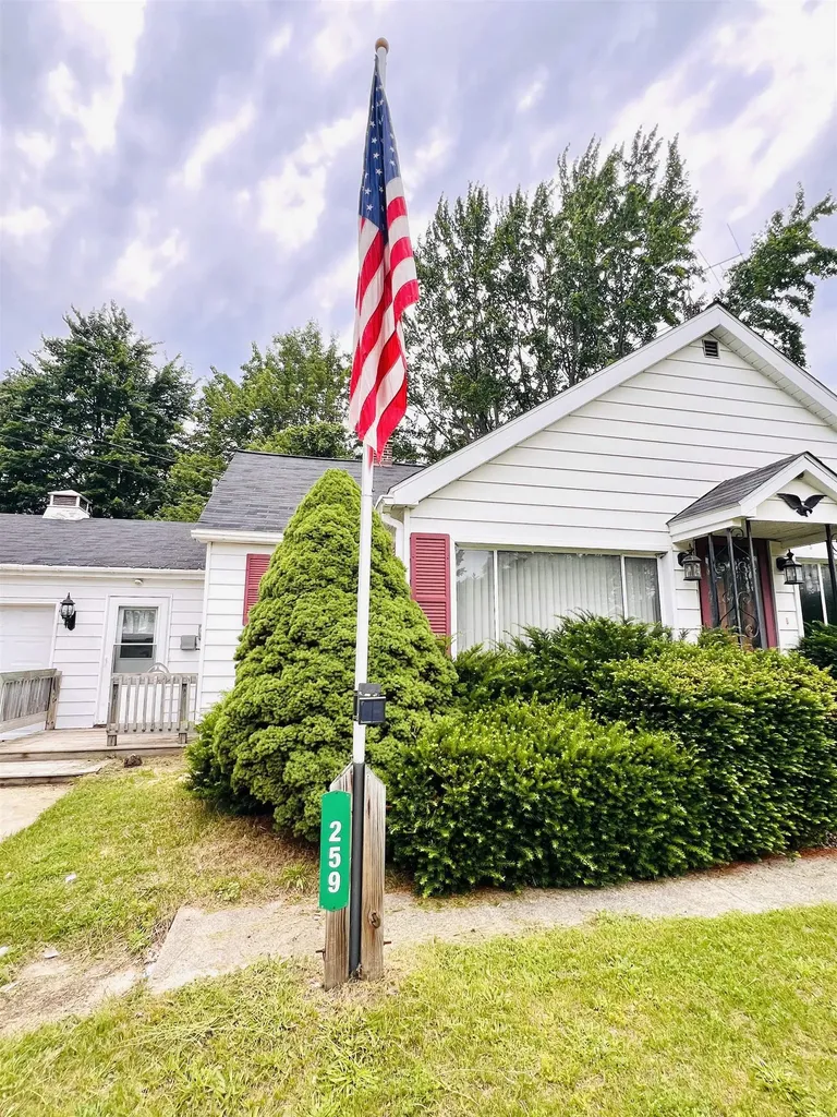 259 N Morey Road Caldwell Township MI 49651