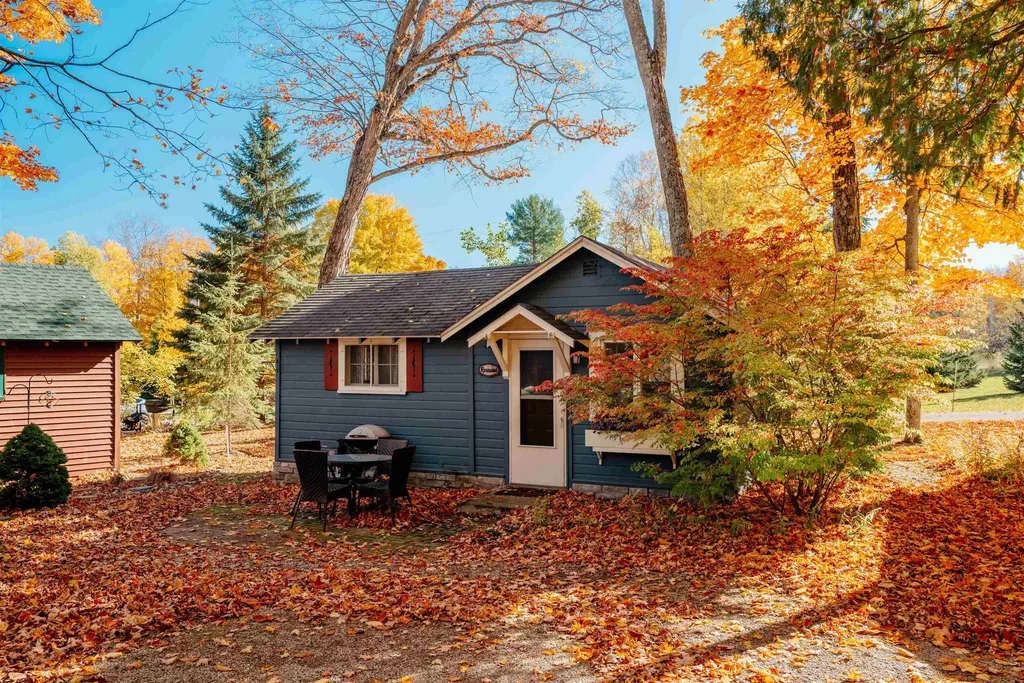 429 S Shabwasung Street Unknown City MI 49670