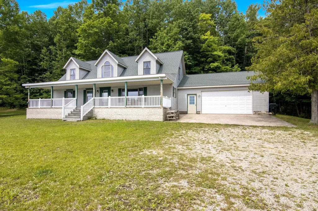 16043 Wagner Road Almira Township MI 49630
