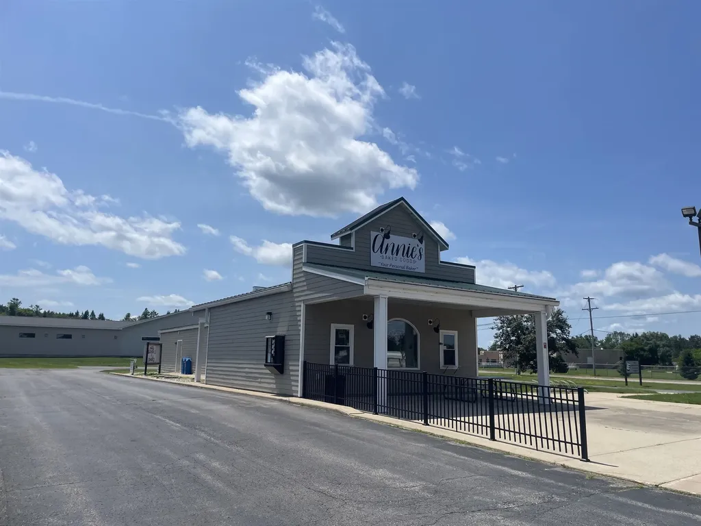 1190 E 13th Street Haring Charter Township MI 49601