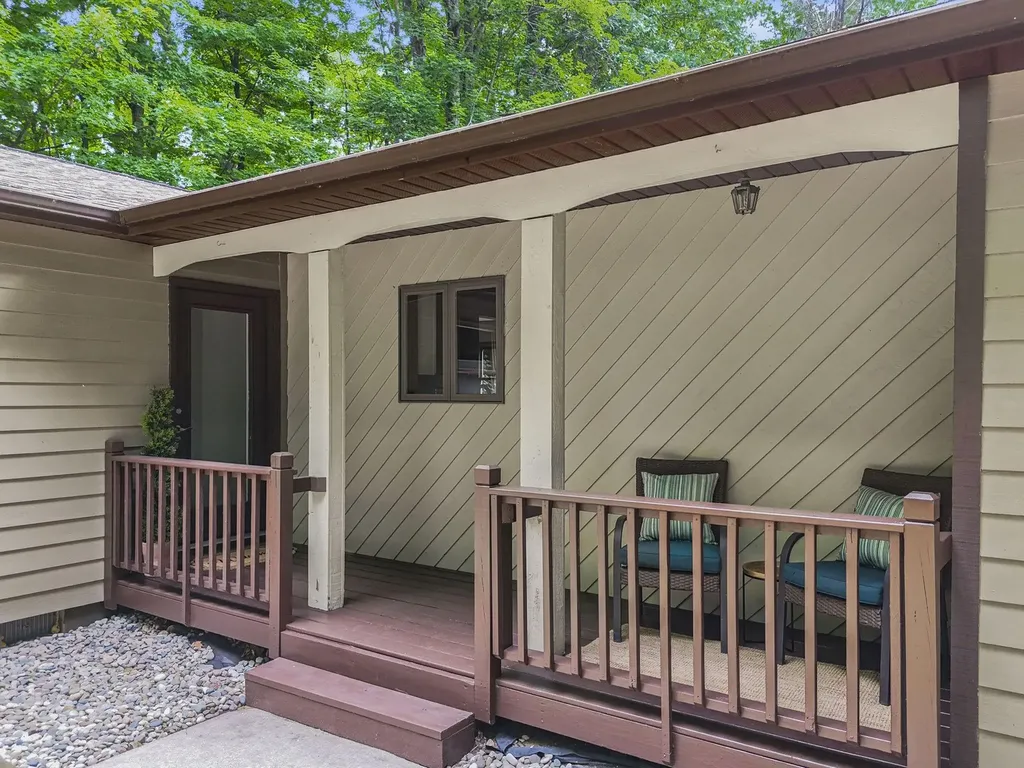 712 N South Long Lake Road Long Lake Township MI 49685