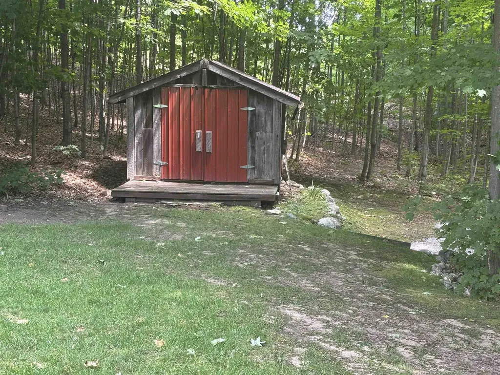 4564 Harr Drive Long Lake Township MI 49685